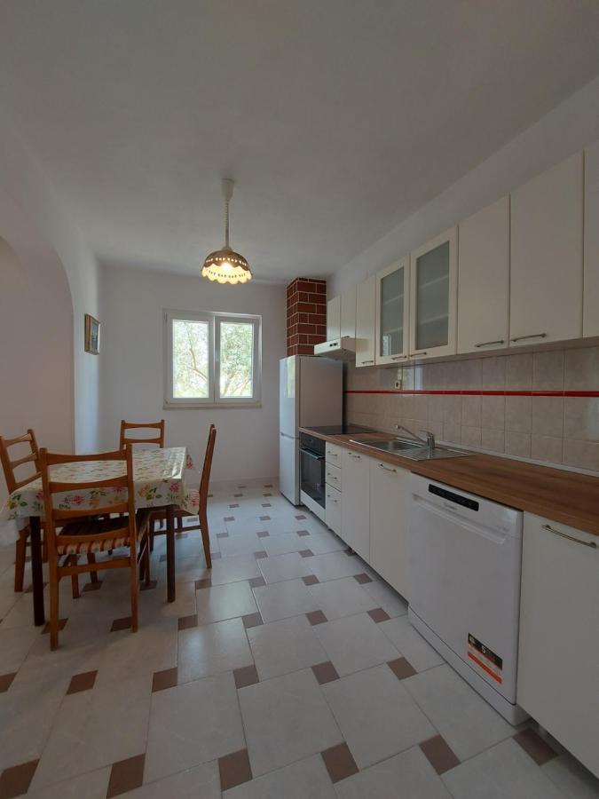 Apartment Elena Vlašići Exterior foto
